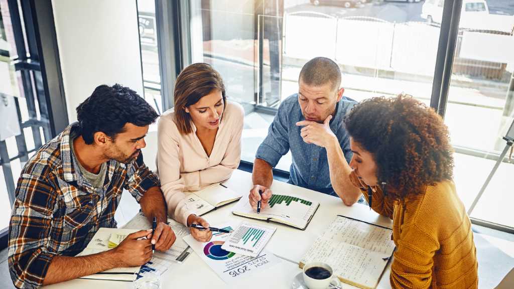 How does horizontal integration make a business powerful
