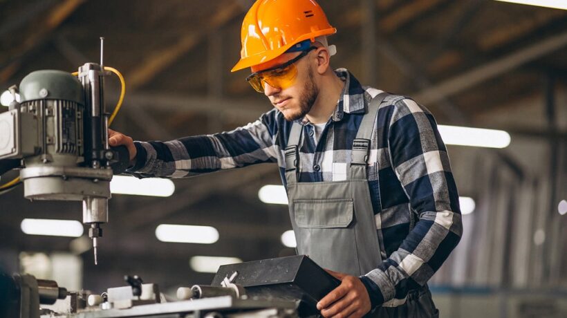 The Path to a Thriving Career in the Manufacturing Industry