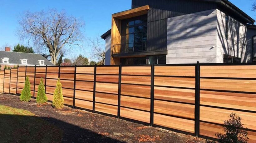 Modern Privacy Fences: Innovative Ideas for Today’s Homes