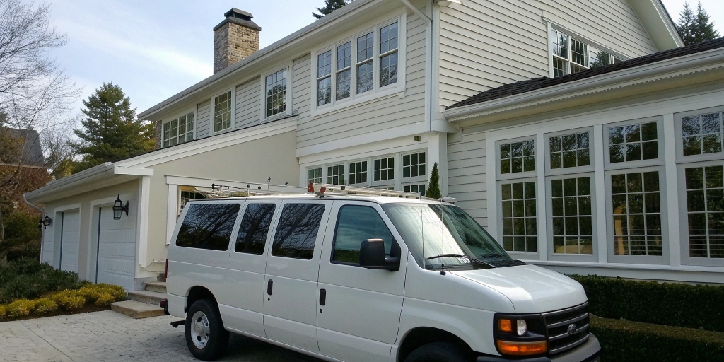 Upgrading your home? Discover the top 10 window replacement companies in Connecticut. Compare expert reviews, energy-efficient options, and local CT pricing.