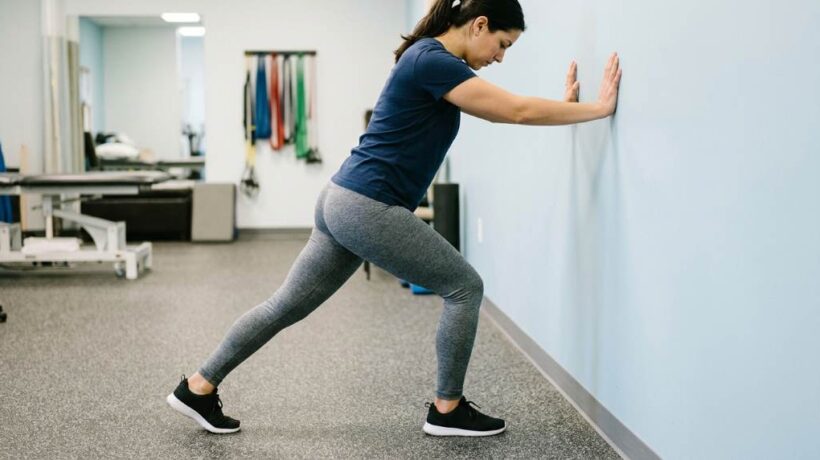 How to Perform Physical Therapy Stretches for Planter Fasciitis Heel Pain